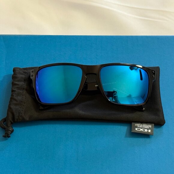 Oakley Holbrook Polished Black 009102-F555 57-18-137 Unisex